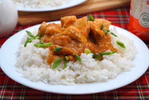 Гуляш из курицы с рисом