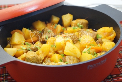 Картофель тушёный с мясом
