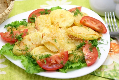 Картофельные дольки под сыром в духовке