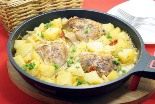 Курица с капустой