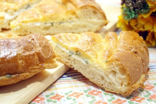 Ленивые лепешки с сыром и зеленью в духовке