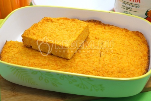Морковная запеканка с манкой