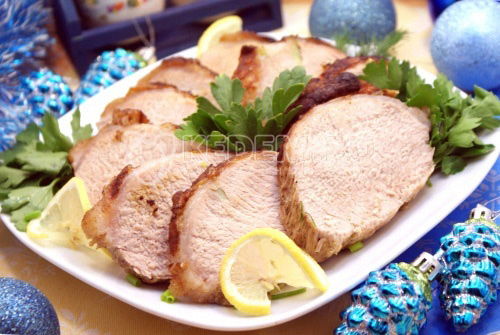 Мясо в духовке к новогоднему столу