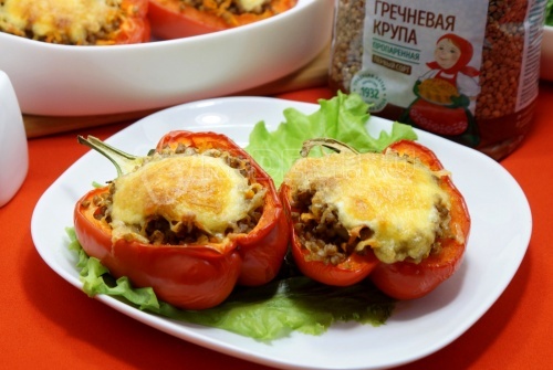 Перцы фаршированные гречкой