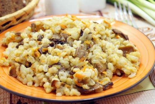 Перловая каша с грибами