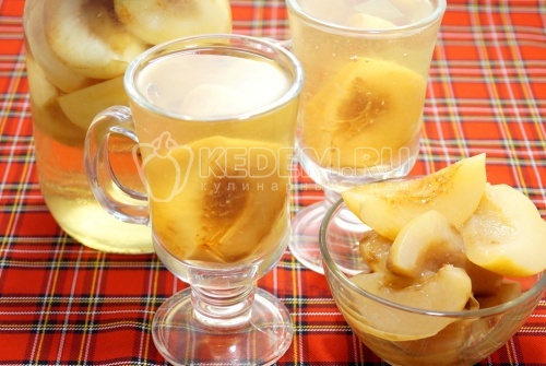 Персиковый компот