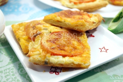 Пирог с сыром и помидорами