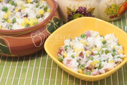 Рис с овощами и сыром Фета