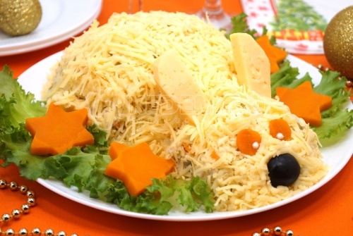 Салат с куриным филе Кролик