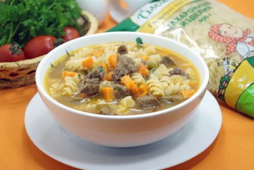 Суп-гуляш с макаронами