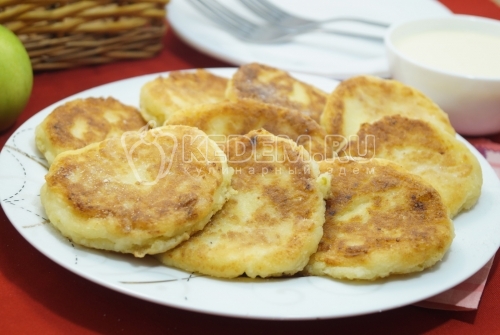 Сырники с яблоками