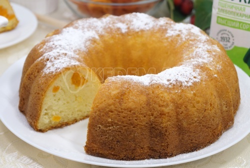 Творожный кекс с курагой