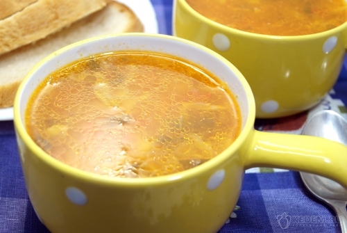 Борщ со щавелем и овощами