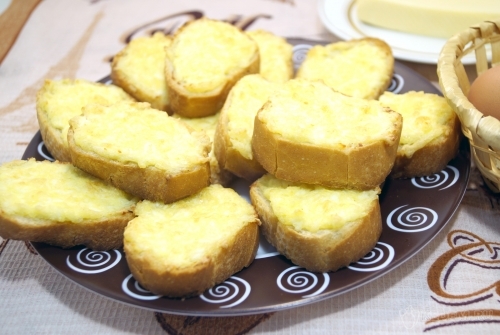 Бутерброды с сыром в духовке