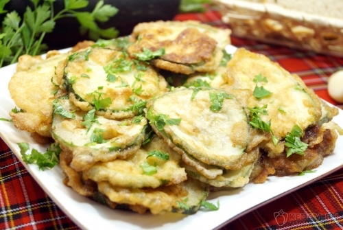 Кабачки в кляре на сковороде