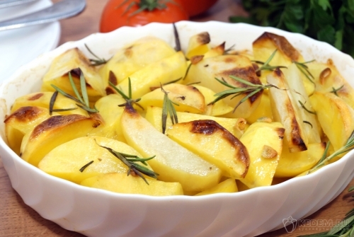 Картофель в духовке со сливочным маслом без майонеза