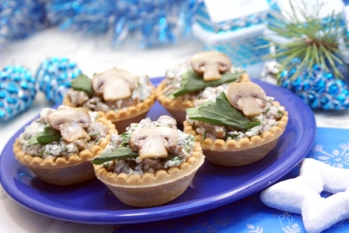 Корзинки с грибной начинкой