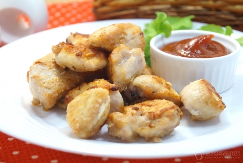 Куриное филе на сковороде