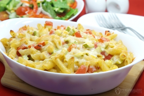 Макаронная запеканка с овощами