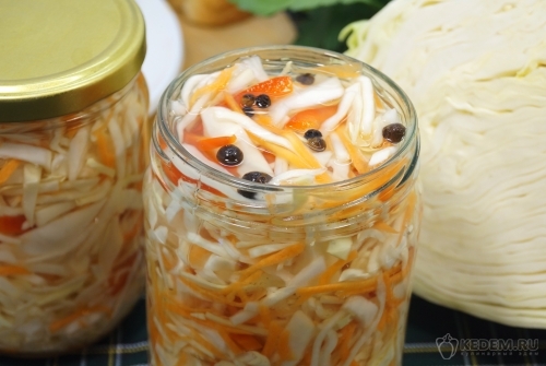 Маринованная капуста в банках
