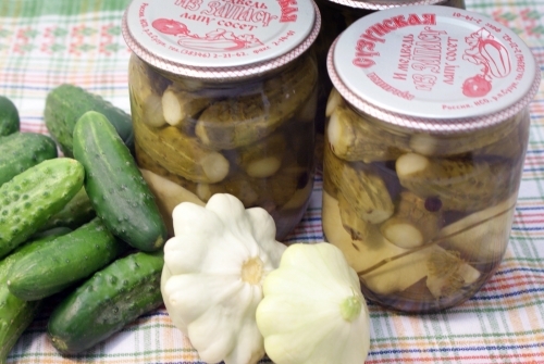 Маринованные огурцы с патиссонами