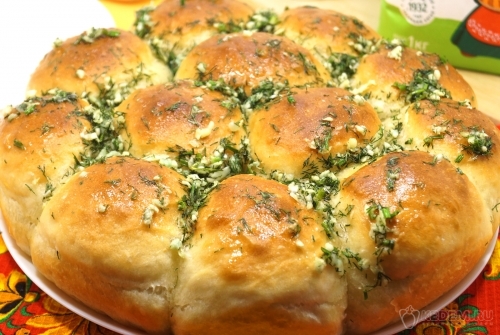 Пампушки с чесноком