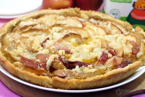 Песочный пирог с яблоками