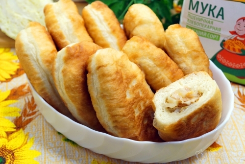 Пирожки с капустой на сковороде