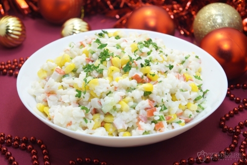 Салат с крабовыми палочками