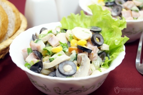 Салат с маринованными грибами Венгерка