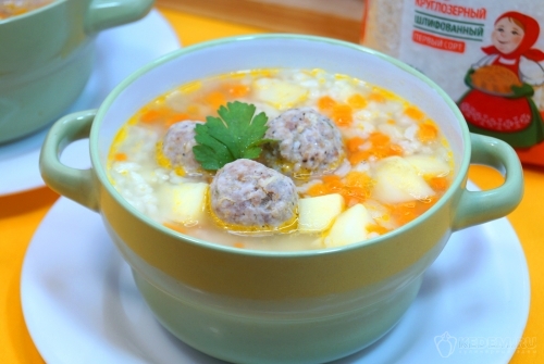 Суп с фрикадельками и рисом
