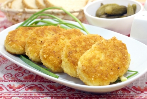 Вкусные картофельные котлеты с сыром
