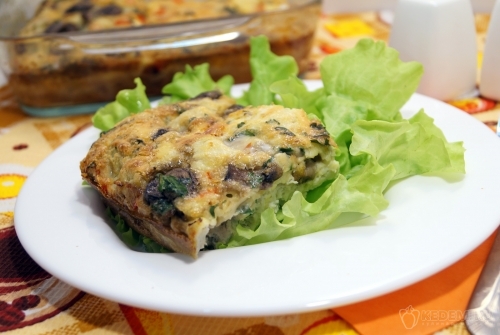 Яичная запеканка с грибами и овощами