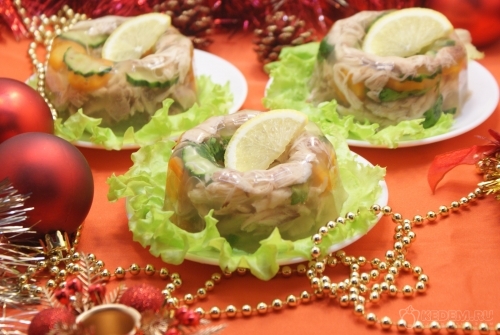 Заливное из курицы Новогоднее
