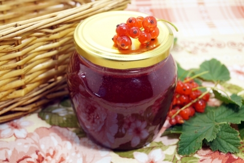 Желе из красной смородины