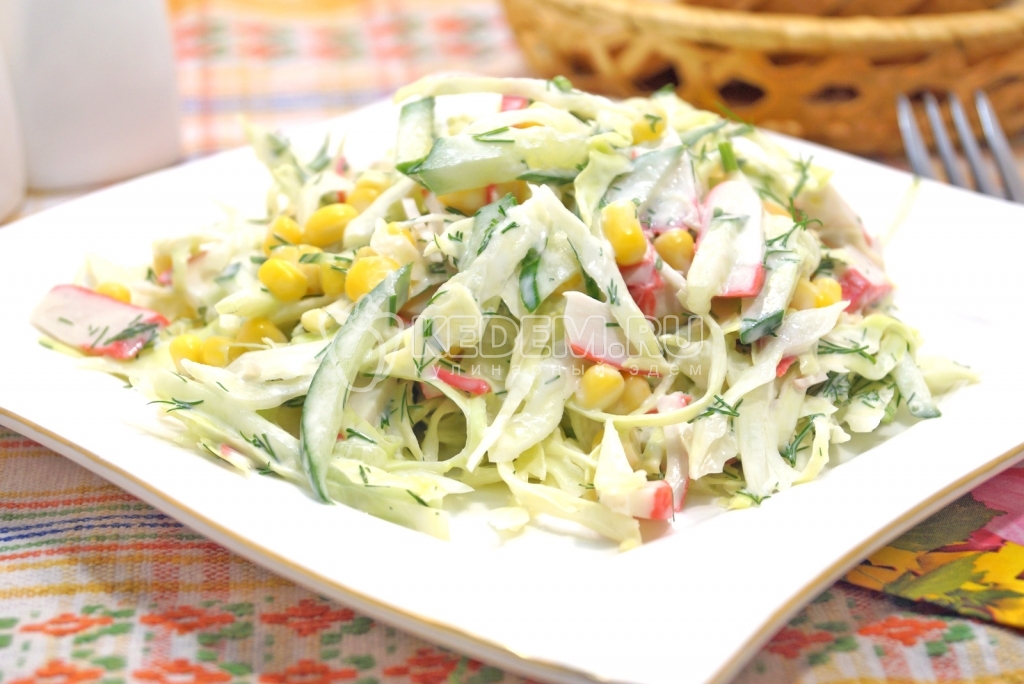 Крабовый салат с капустой