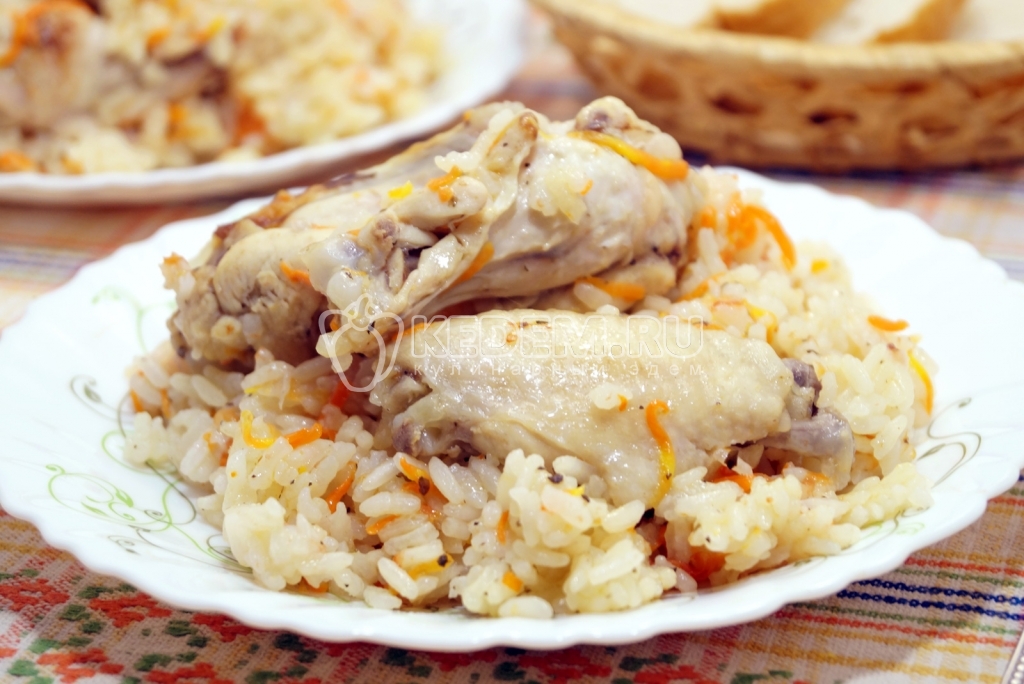 Куриные крылышки с рисом в мультиварке