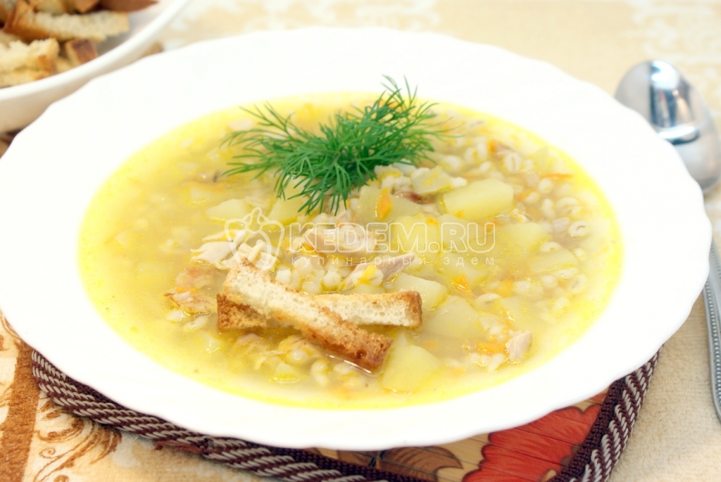 Куриный суп с перловкой
