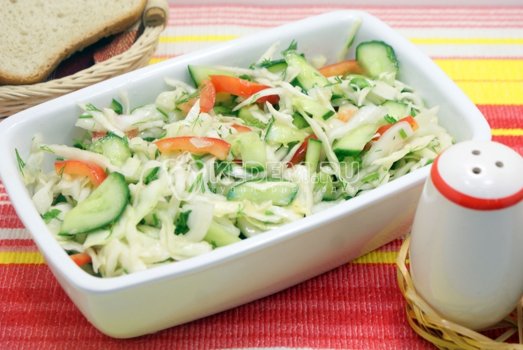 Овощной салат с кедровыми орехами