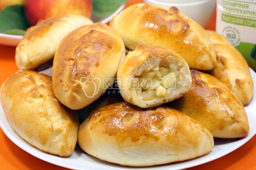 Пирожки с яблоками