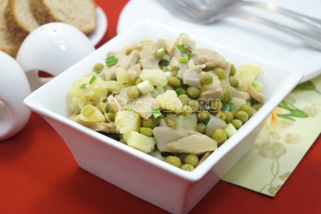 Постный салат с шампиньонами