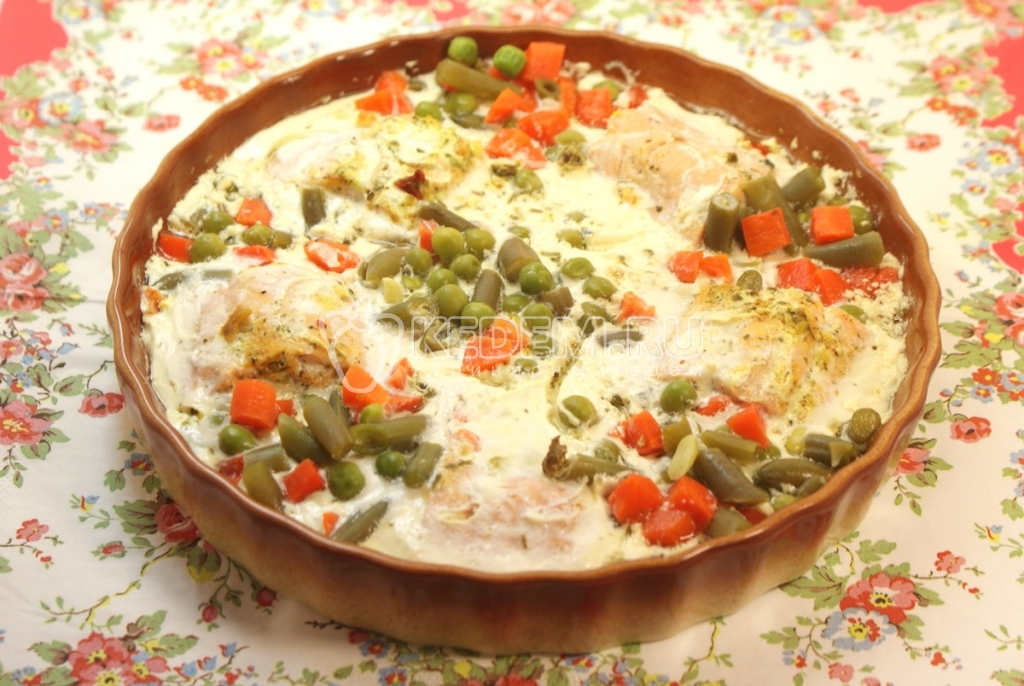Рыбка запеченная с овощами