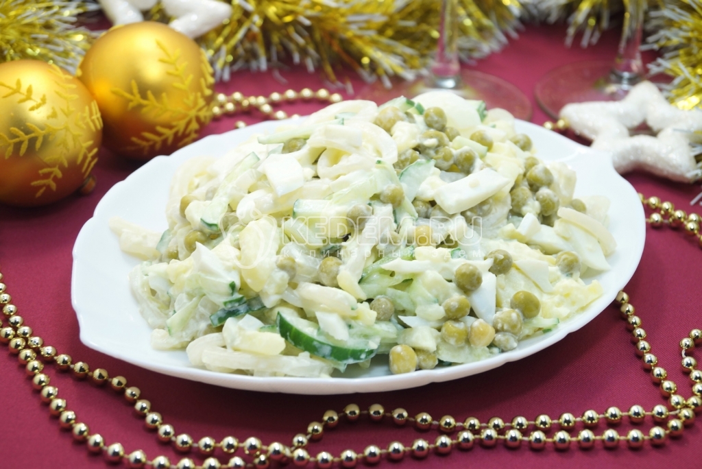 Салат с кальмарами и свежим огурцом Романс