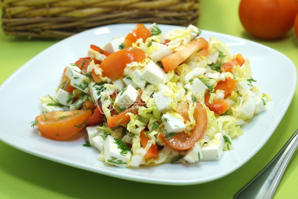 Салат с пекинской капустой и сыром Ява