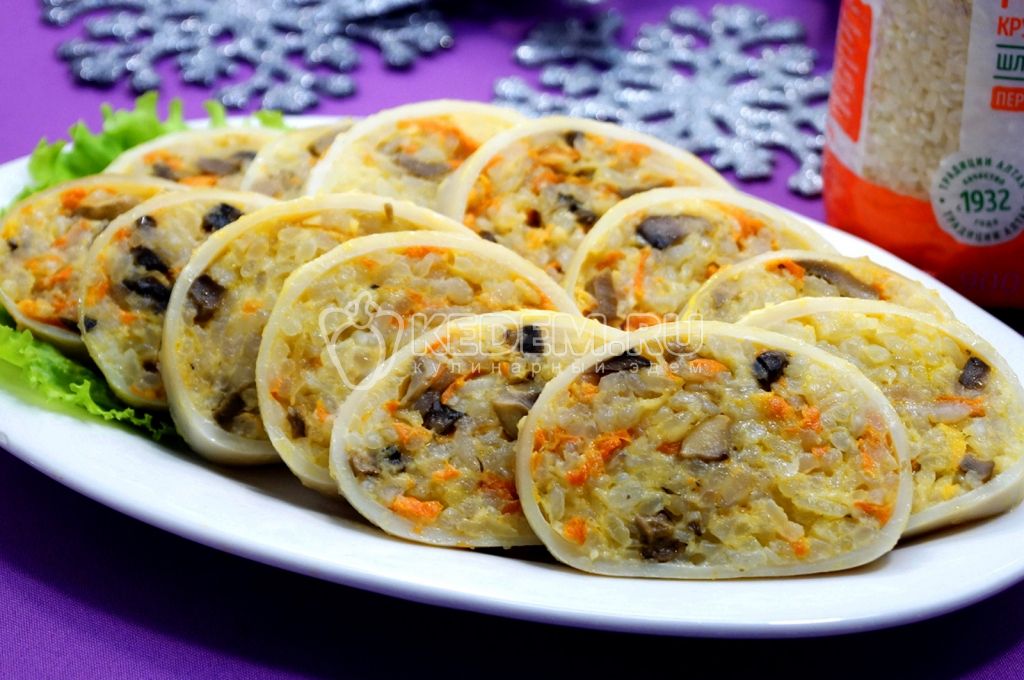 Закуска Фаршированные кальмары с рисом и шампиньонами