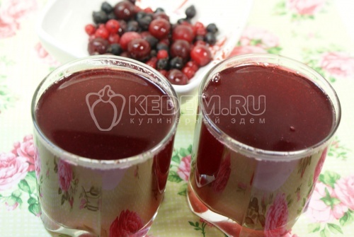 Компот из ягод